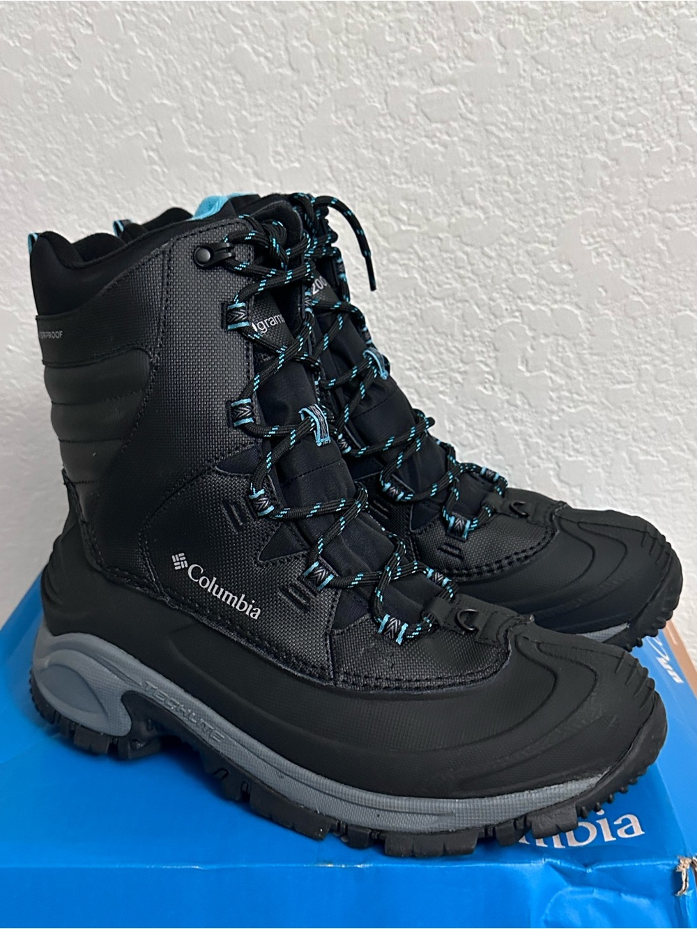 Columbia Women’s Bugaboot III 200g Insulated Waterproof Boots Size 11 Black